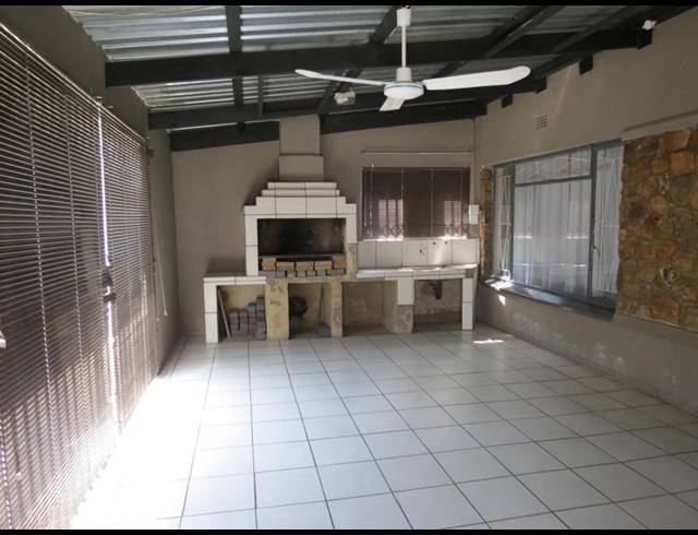 4 BEDROOM HOUSE FOR SALE IN ELSPARK